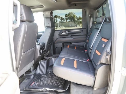 Used 2024 GMC Sierra 2500 AT4 w/ AT4 Premium Plus Package image 18