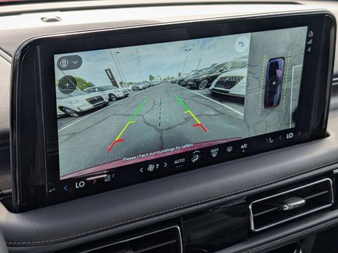 New 2025 Lincoln Aviator Reserve w/ Luxury Package RWD image 23