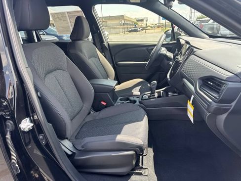 Used 2025 Subaru Forester Premium AWD/4WD image 21