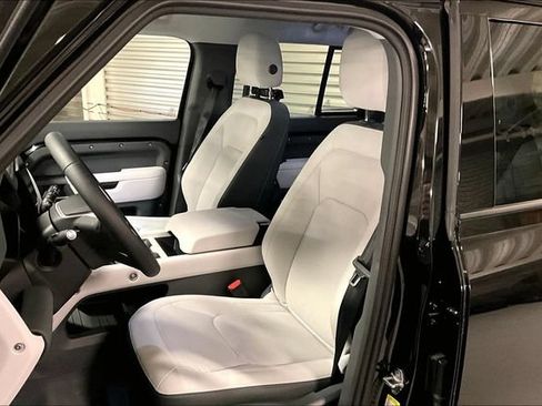 Certified 2025 Land Rover Defender 110 S AWD/4WD image 15