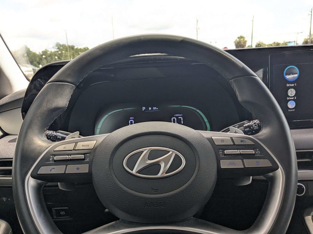 Used 2024 Hyundai Palisade SEL FWD image 21