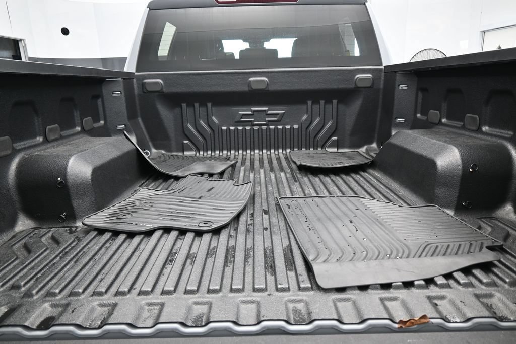 Used 2024 Chevrolet Silverado 1500 LT RWD image 35