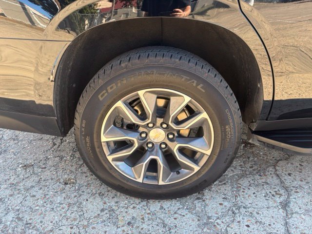 Used 2024 Chevrolet Tahoe LS w/ Driver Alert Package AWD/4WD image 9