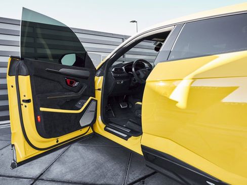 Used 2024 Lamborghini Urus Performante image 30