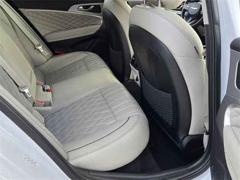 Used 2019 Genesis G70 2.0T Advanced w/ Prestige Package image 15