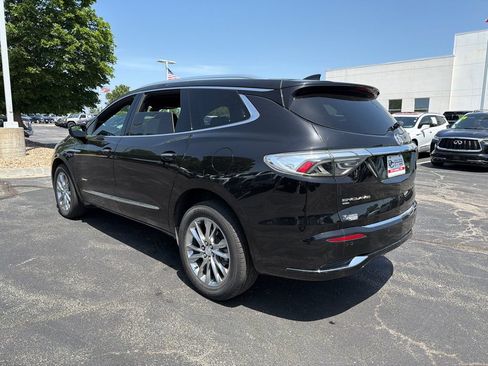 Used 2022 Buick Enclave Avenir w/ Avenir Technology Package AWD/4WD image 8