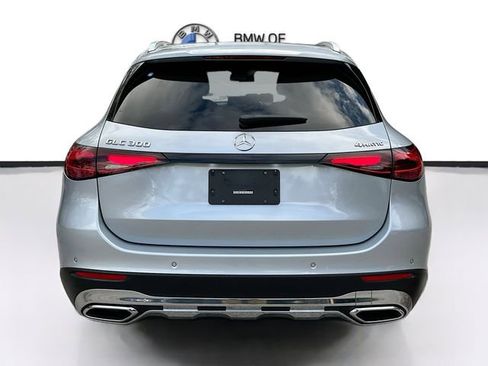 Used 2025 Mercedes-Benz GLC 300 4MATIC image 6