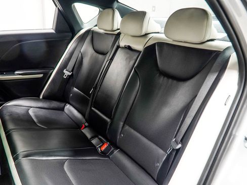 Used 2025 Kia K4 GT-Line Turbo image 37