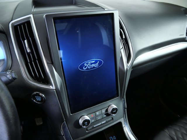 Certified 2024 Ford Edge Titanium w/ Equipment Group 301A AWD/4WD image 20