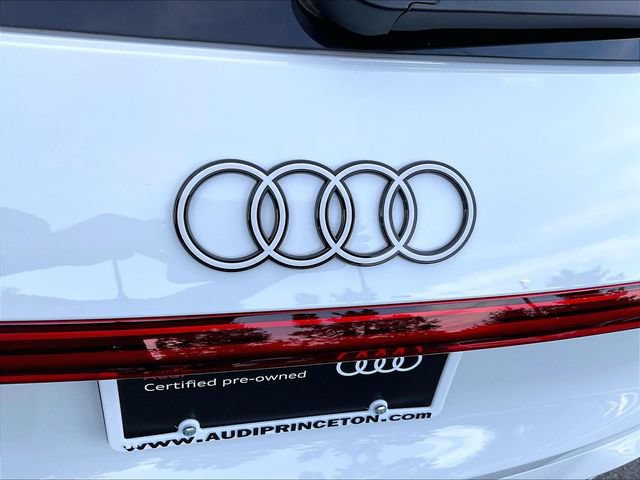 Certified 2025 Audi Q5 Premium w/ 19" Wheel Package AWD/4WD image 31