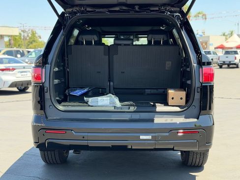 New 2026 Toyota Sequoia Platinum AWD/4WD image 15