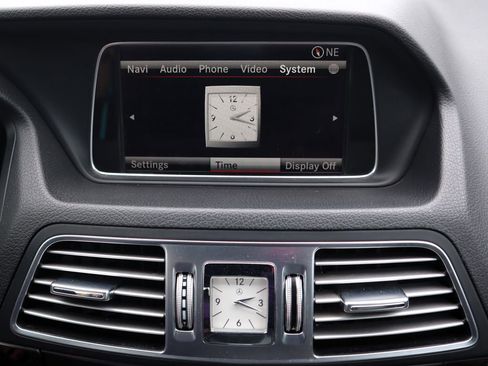 Used 2014 Mercedes-Benz E 550 Cabriolet image 16