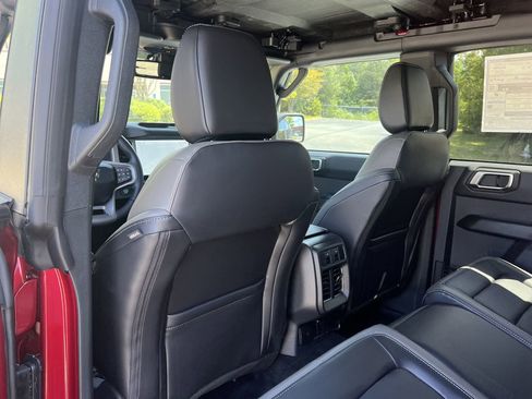 New 2026 Ford Bronco Outer Banks AWD/4WD image 16