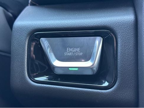 New 2026 GMC Yukon AT4 image 30