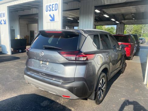Used 2023 Nissan Rogue SV w/ SV Premium B Package AWD/4WD image 4