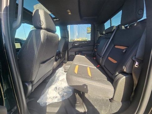 New 2025 GMC Sierra 2500 AT4 w/ AT4 Premium Plus Package image 21