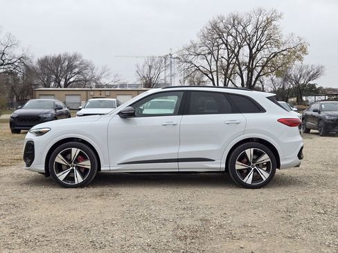 New 2025 Audi SQ5 Premium Plus image 7