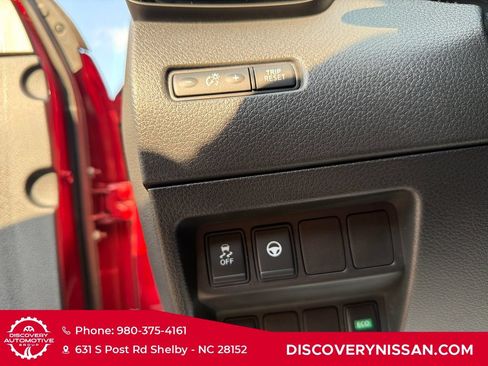 Certified 2019 Nissan Rogue Sport SV w/ Technology Package FWD image 15