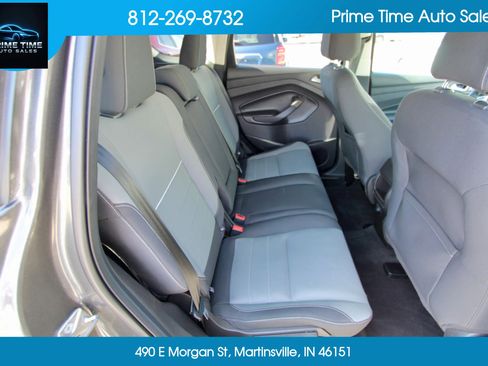Used 2015 Ford Escape SE image 16