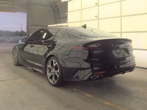 Used 2020 Kia Stinger GT2 AWD/4WD image 4