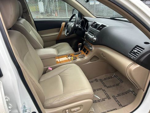 Used 2008 Toyota Highlander Limited AWD/4WD image 17