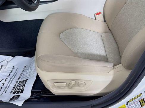 Certified 2023 Toyota Camry LE FWD image 13