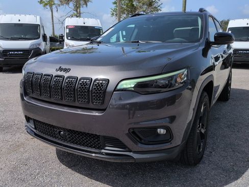 Used 2023 Jeep Cherokee Altitude Lux w/ Lux Elite Package AWD/4WD image 9