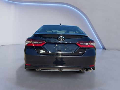 Used 2024 Toyota Camry SE FWD image 4