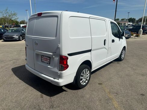 Used 2018 Nissan NV200 SV w/ Navigation Package FWD image 5