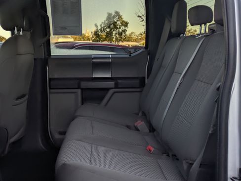 Used 2018 Ford F150 XLT w/ Equipment Group 302A Luxury image 14