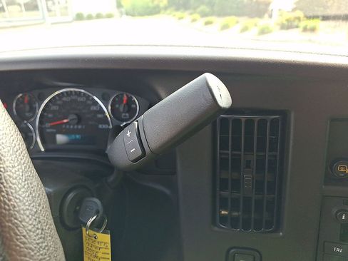Used 2025 Chevrolet Express 2500 w/ Driver Convenience Package RWD image 12