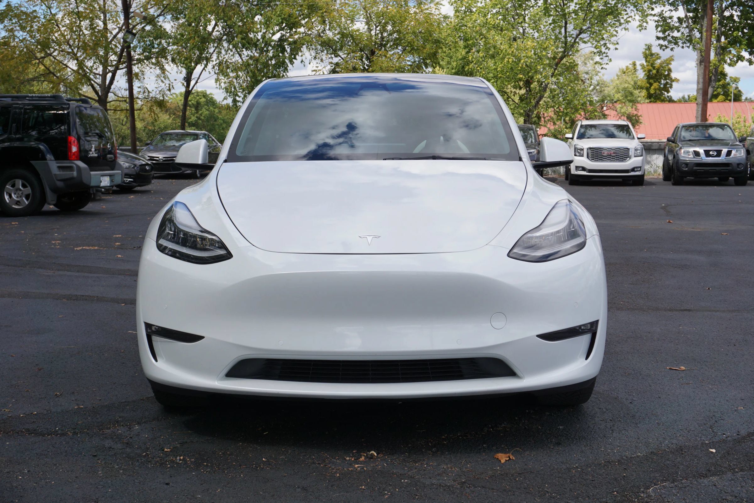 Used 2021 Tesla Model Y Long Range AWD/4WD image 2