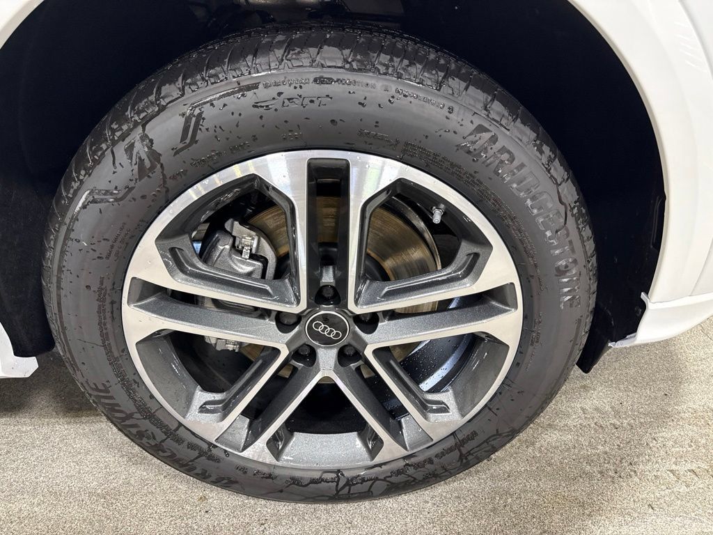 New 2026 Audi Q5 Premium AWD/4WD image 12