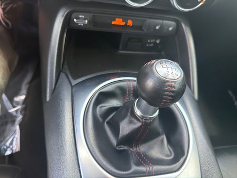Used 2018 MAZDA MX-5 Miata RF Grand Touring RWD image 25