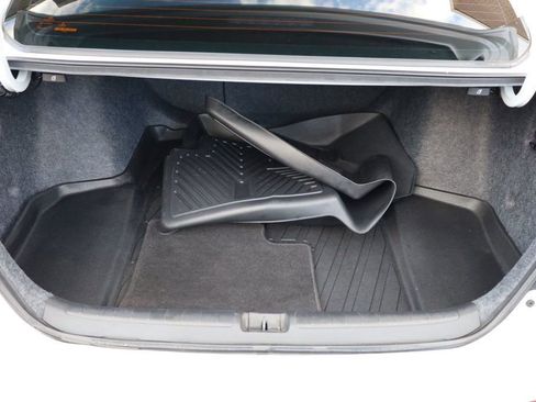 Used 2022 Honda Accord Sport image 10