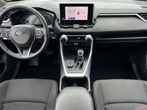 Used 2023 Toyota RAV4 SE w/ Weather & Moonroof Package image 13