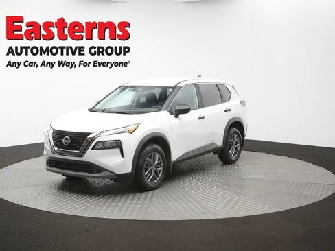 Used 2023 Nissan Rogue S AWD/4WD image 56