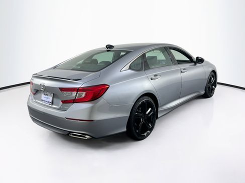 Used 2022 Honda Accord Sport image 5