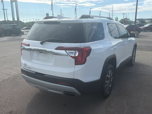 Used 2021 GMC Acadia SLE w/ Driver Convenience Package FWD image 4