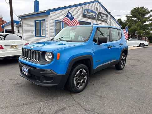 Used 2015 Jeep Renegade Sport w/ Power & Air Group image 2