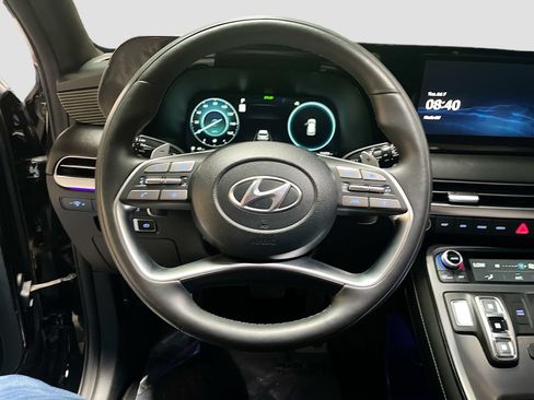 Used 2025 Hyundai Palisade Calligraphy AWD/4WD image 11
