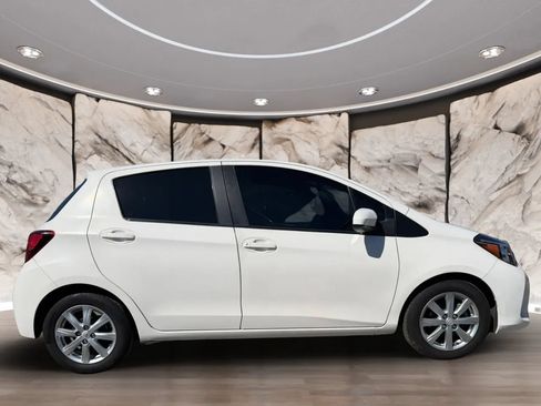 Used 2015 Toyota Yaris LE FWD image 4