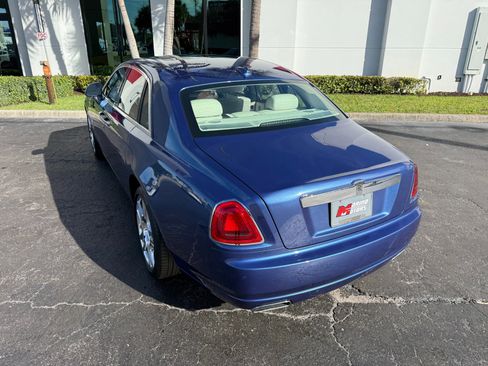Used 2015 Rolls-Royce Ghost image 16