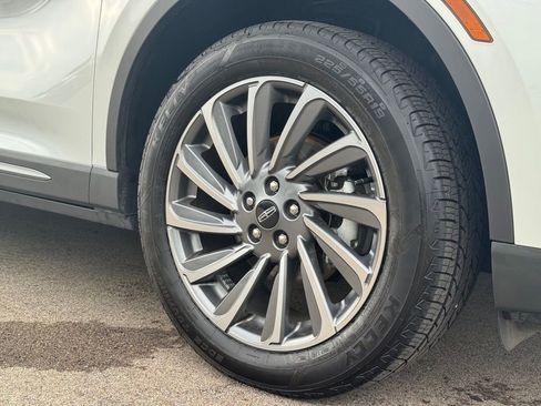 Used 2023 Lincoln Corsair Reserve w/ Equipment Group 201A image 27