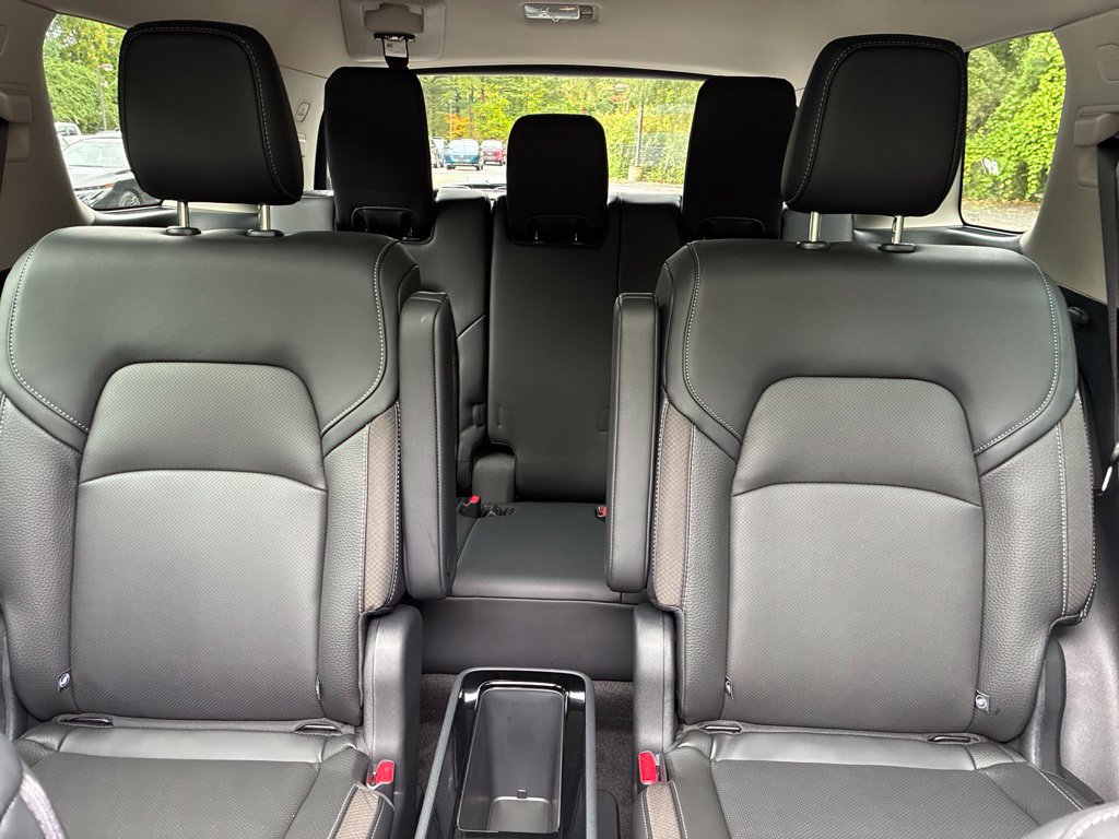 New 2026 Nissan Pathfinder SL w/ SL Premium Package AWD/4WD image 28