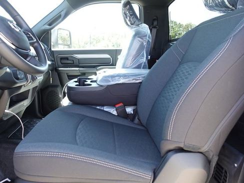 New 2025 RAM 3500 Tradesman AWD/4WD image 14