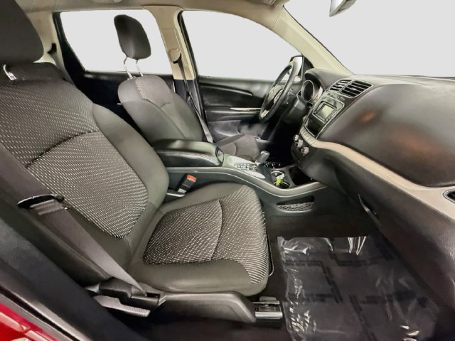 Used 2020 Dodge Journey SE w/ SE Popular Equipment Group FWD image 27