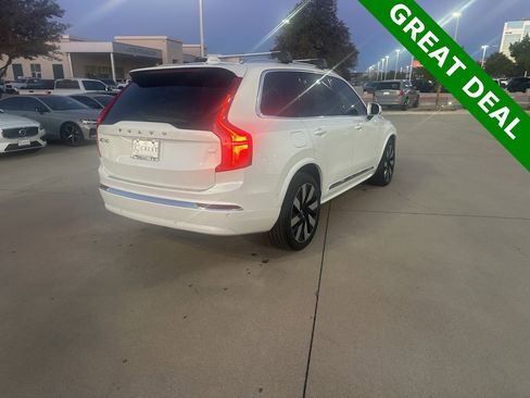 Used 2023 Volvo XC90 T8 Ultimate image 8