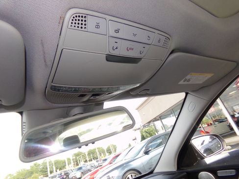 Used 2016 Mercedes-Benz C 300 4MATIC Sedan w/ Premium 2 Package image 66