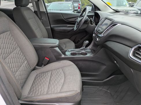 Used 2021 Chevrolet Equinox LT image 28